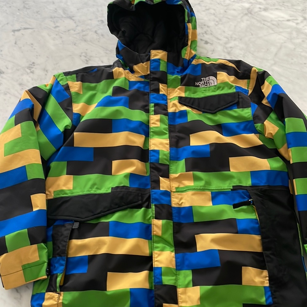 Boys north face snowboard jacket
